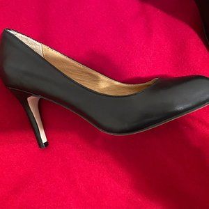 Corso Como Black Leather Round Toe Heels